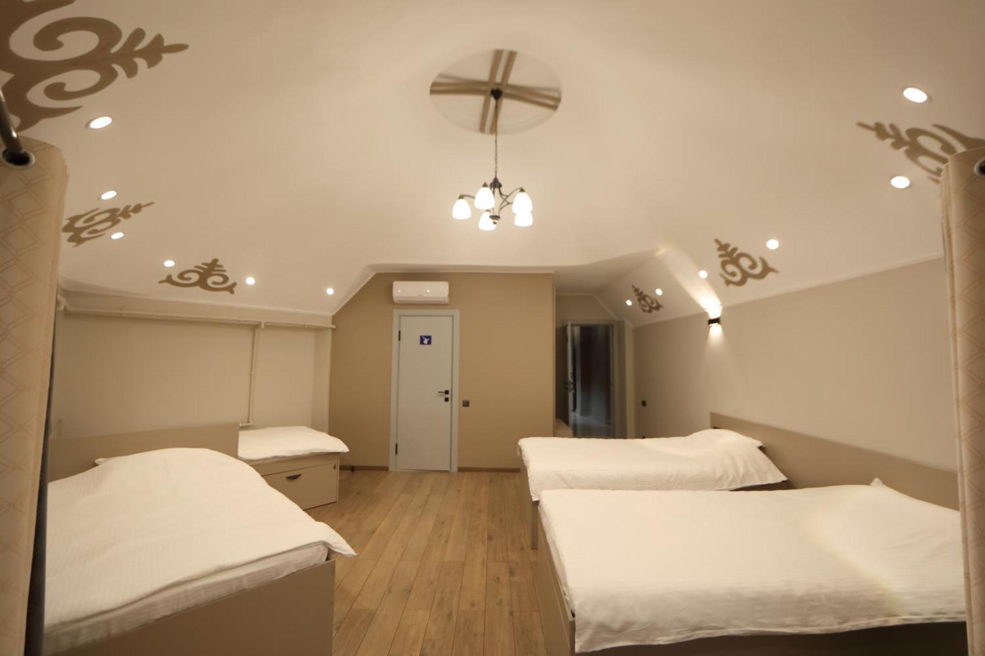 Cozy Hostel Bisjkek Eksteriør bilde
